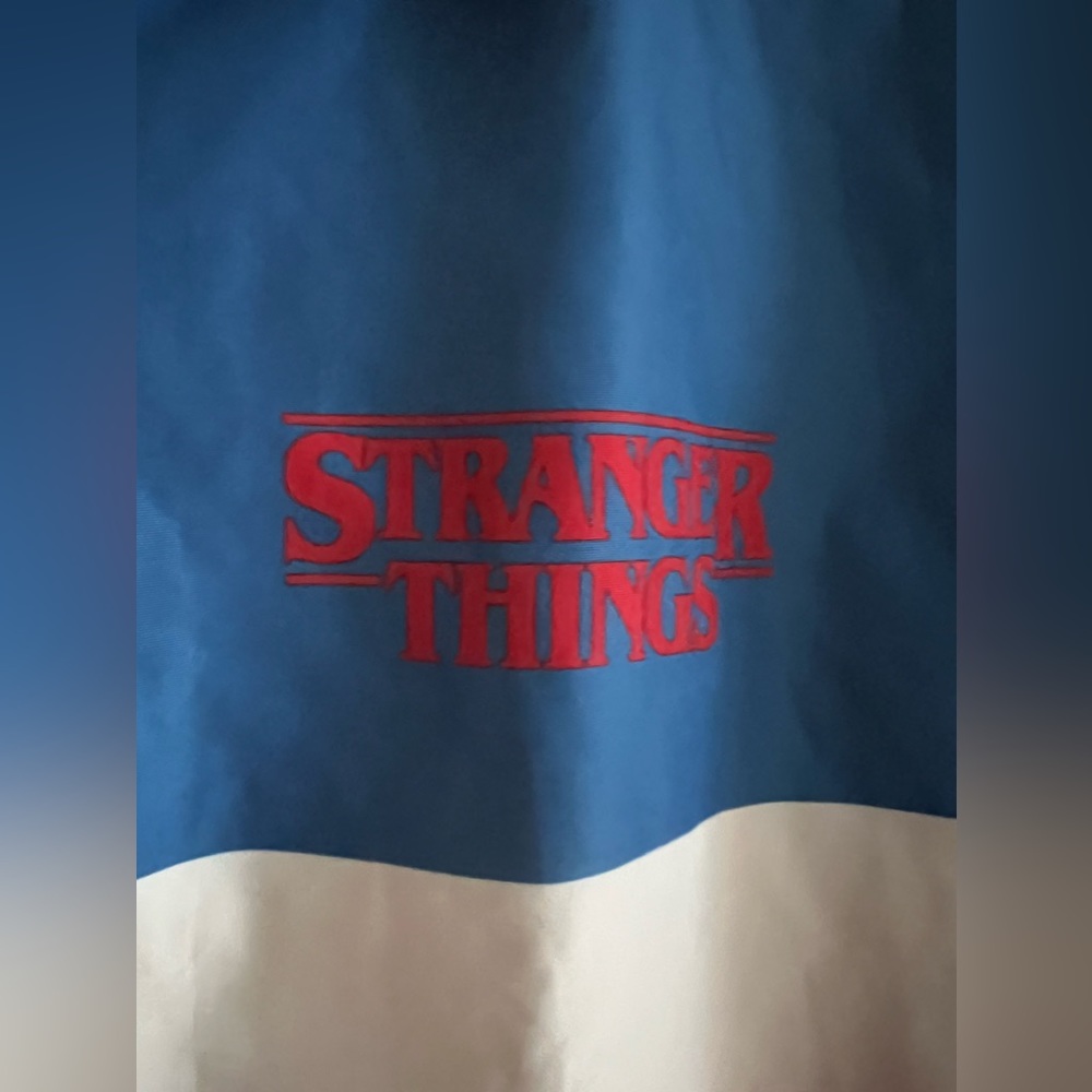 Stranger Things windbreaker - Picture 3 of 4